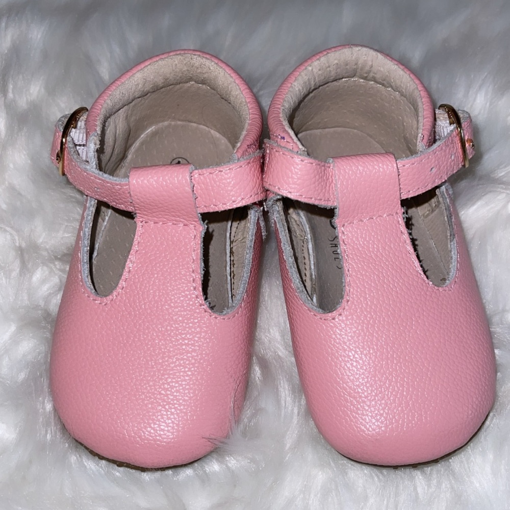 Baby pink leather t strap baby girl shoes